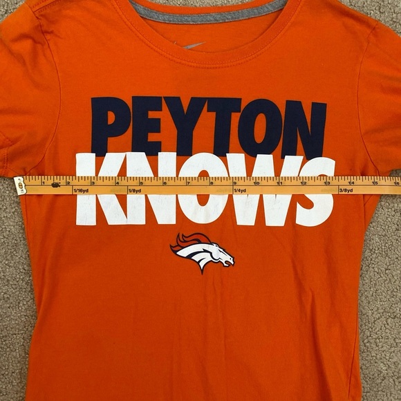 Peyton‎ Knows Nike Orange T-shirt Small Slim Fit Denver Broncos Logo Womens Mens - Picture 9 of 9